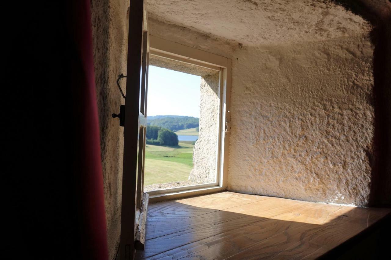 Domaine Les Teuilleres Bed and Breakfast Lacam-dʼOurcet Εξωτερικό φωτογραφία